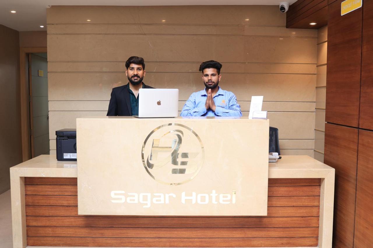 Sagar Hotel Just 5 Min From Golden Temple Amritsar Zewnętrze zdjęcie
